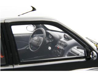 Fiat Seicento Sporting Abarth 1998 Nero Laudoracing 1:18 Resinemodell (Türen, Motorhaube... nicht zu öffnen!)